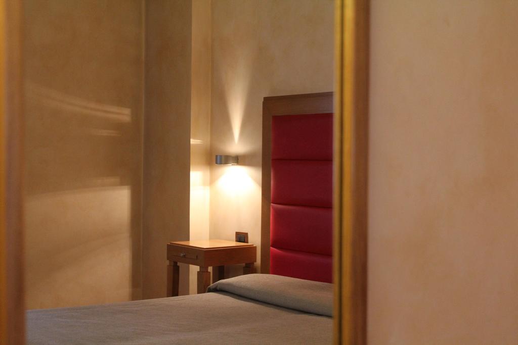Hotel Castello LʼAquila Exteriér fotografie